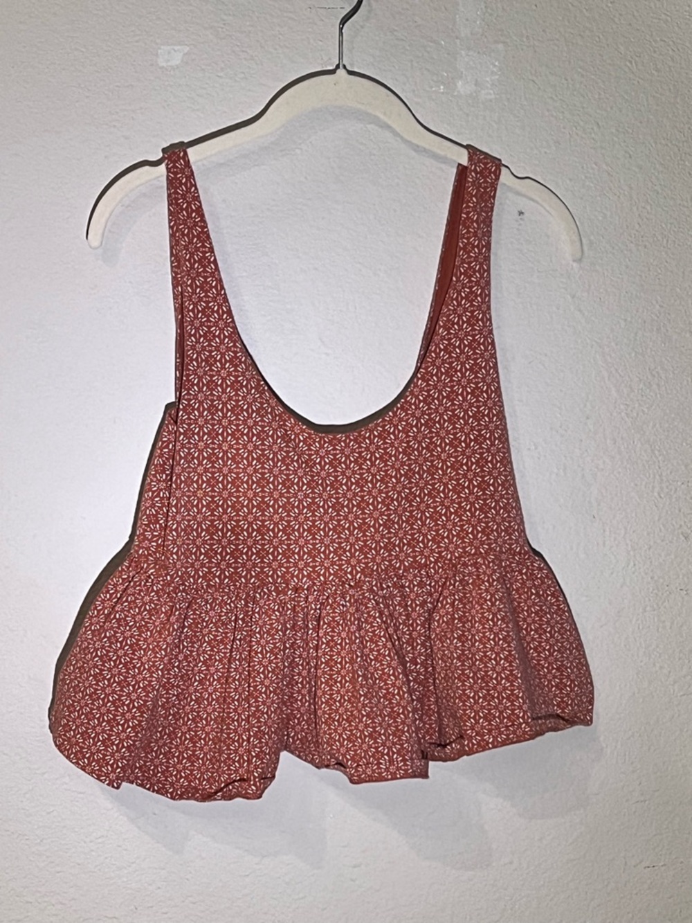 Forever 21 Rust Floral Peplum Tank - Women